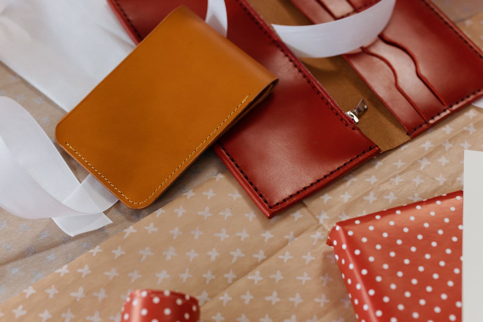 Gifts & Deals